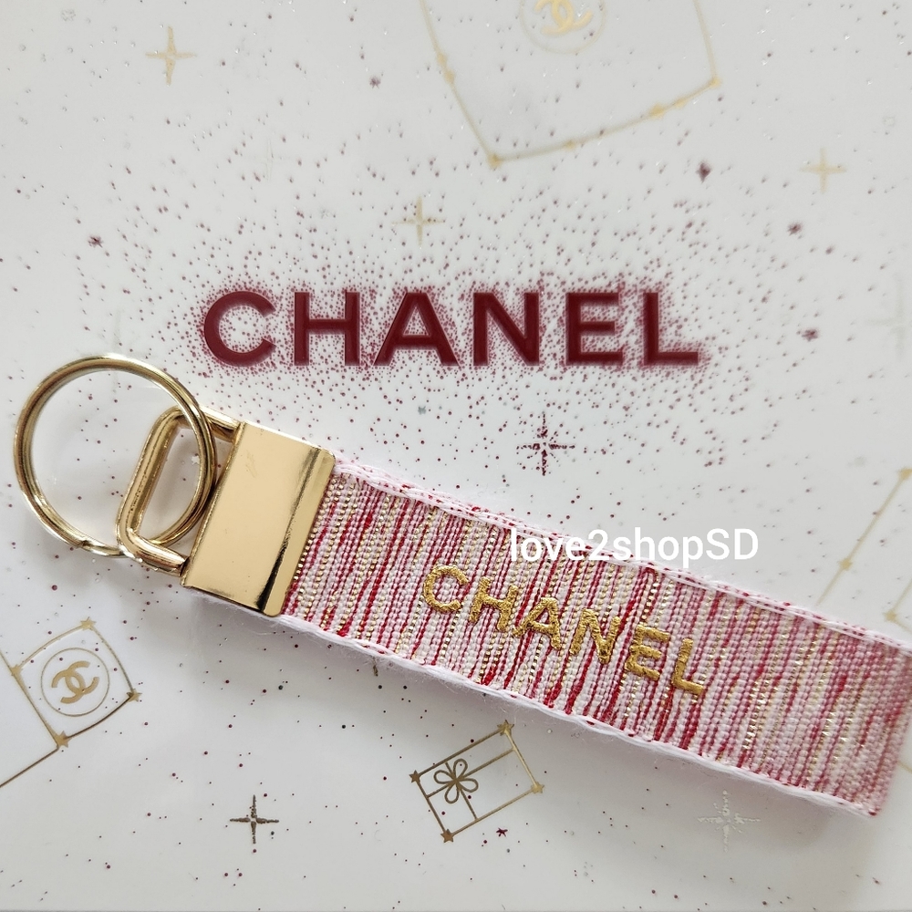 CHANEL Key chain Key Ring Charm Holder Gold & Red Keychain BRAND NEW